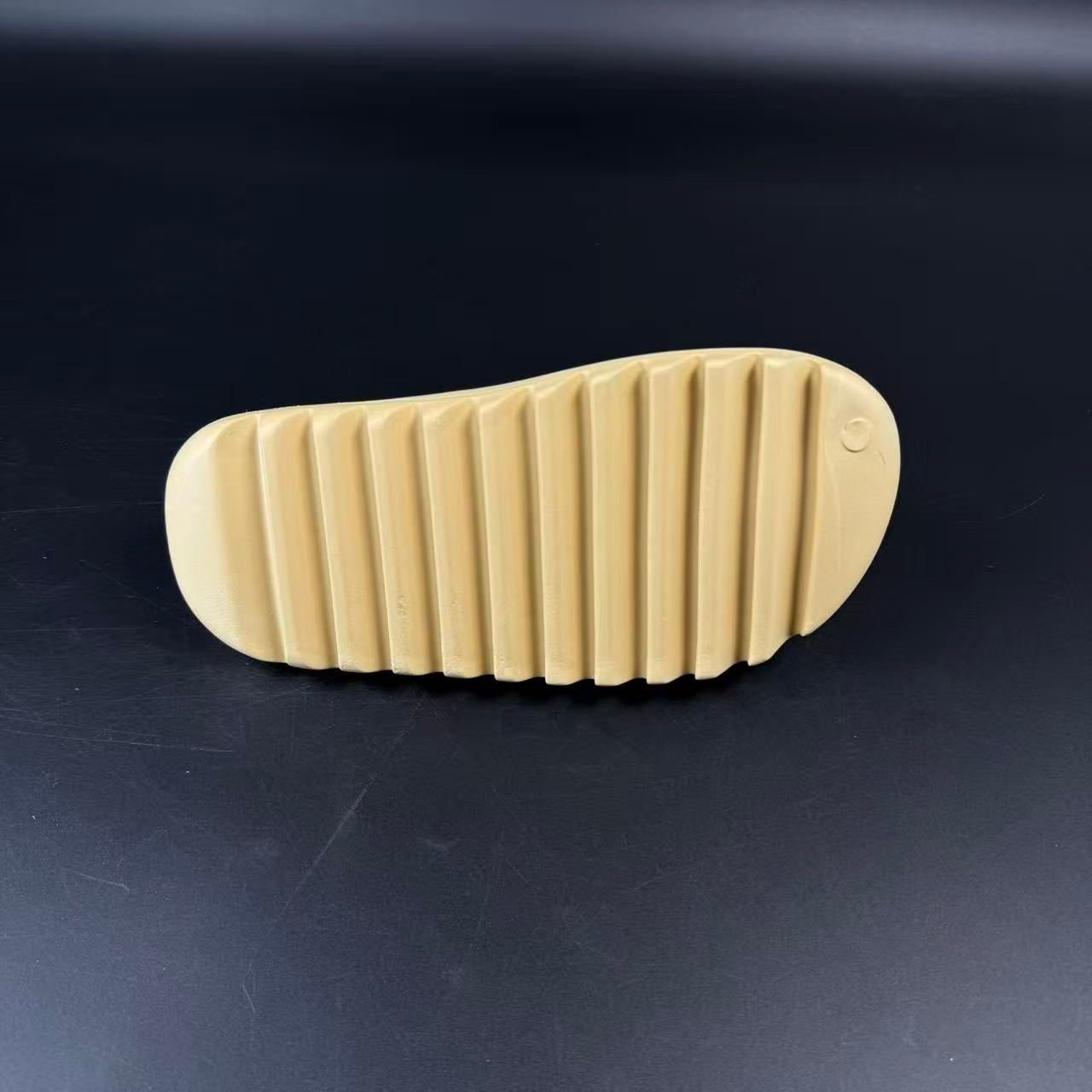YEEZY SLIDE BONE - Image 7