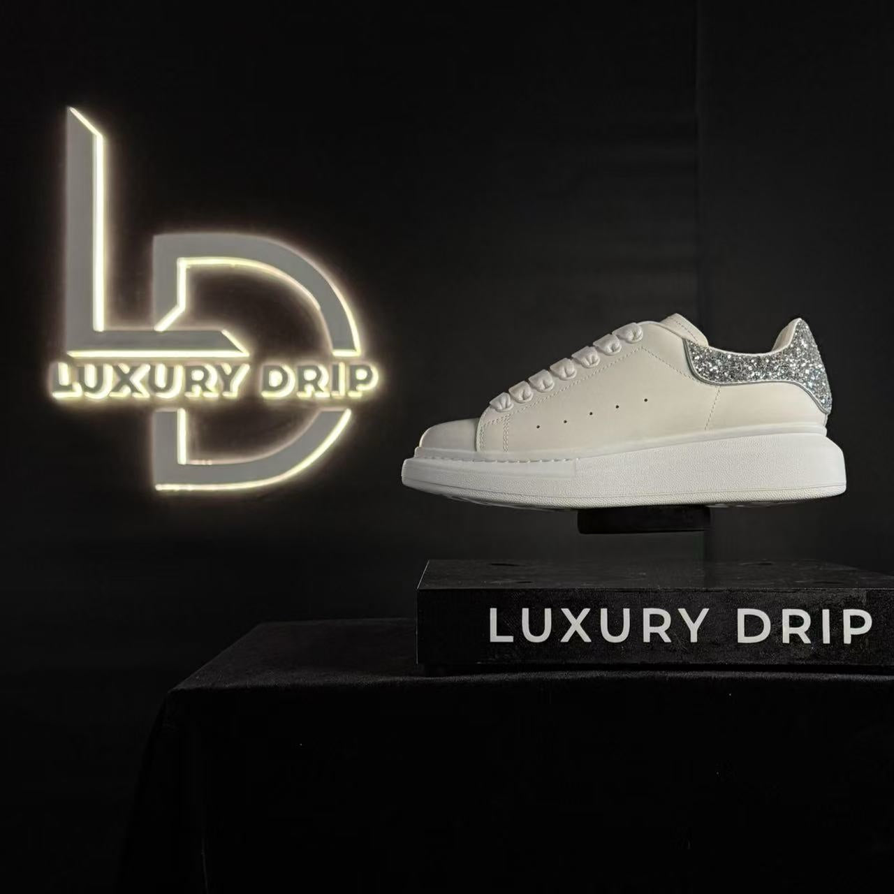 ALEXANDER MQ - Image 2
