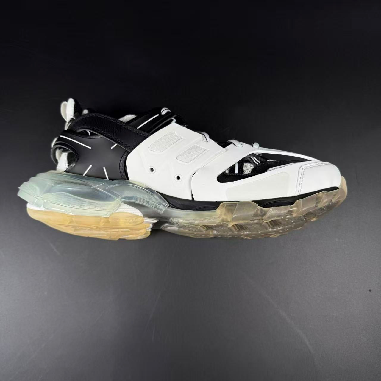 White Black - Image 10