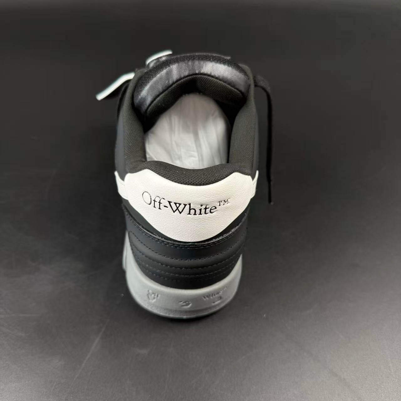 OFF-WHITE OUT OF OFFICE - Image 8