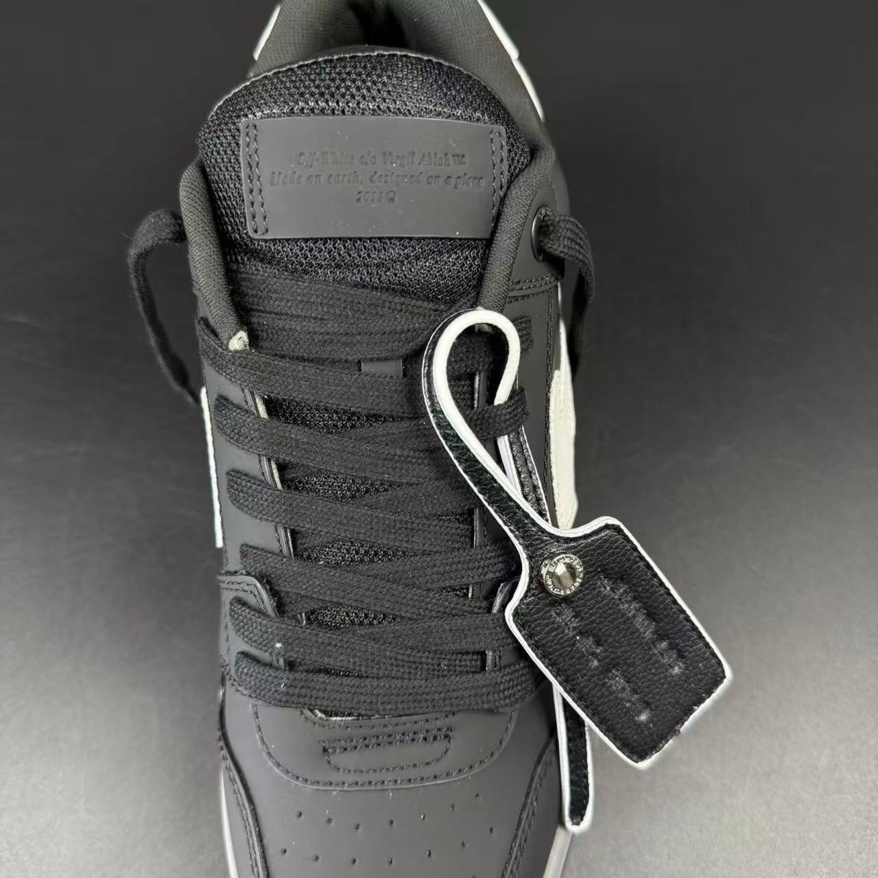 OFF-WHITE OUT OF OFFICE - Image 9