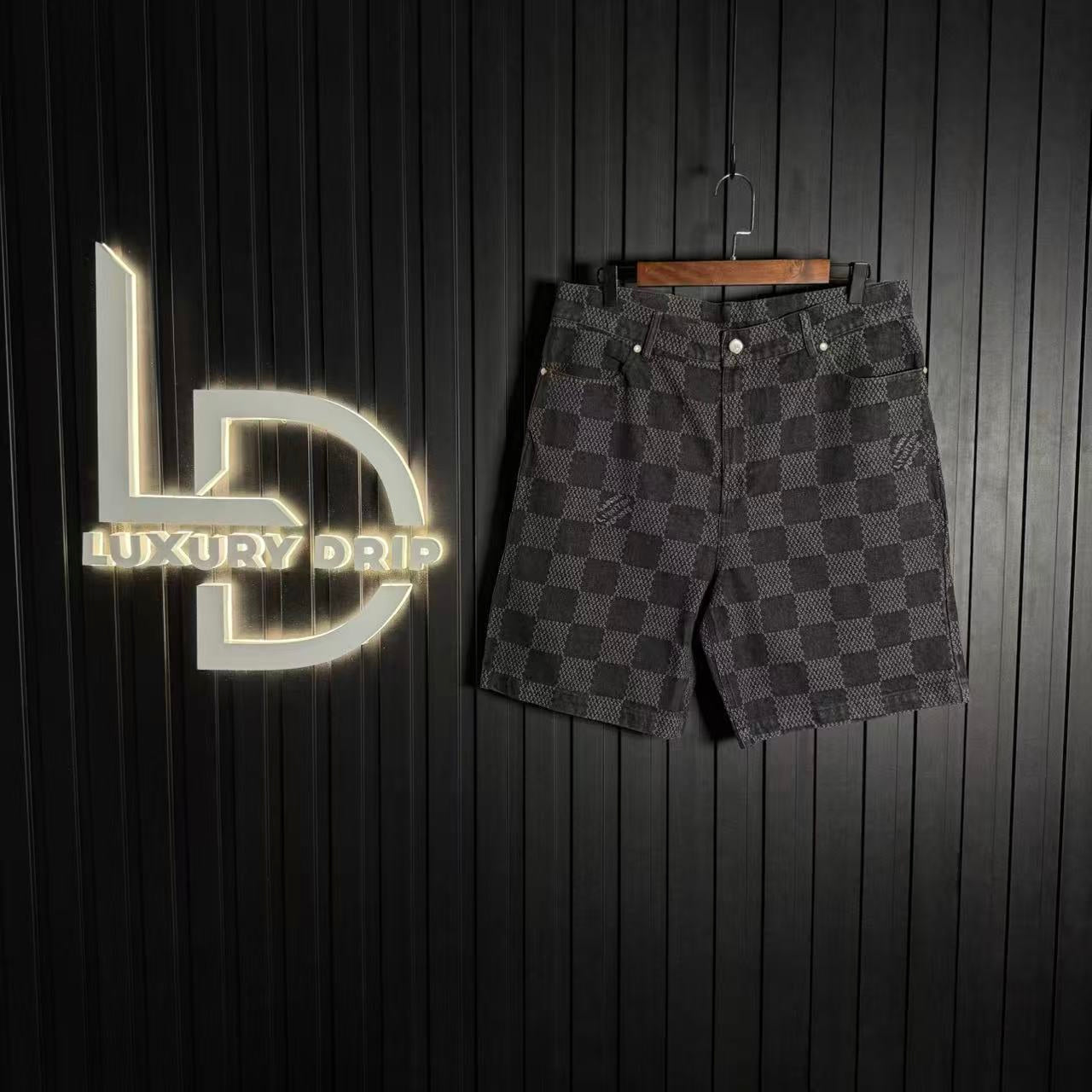 SHORTS - Image 2
