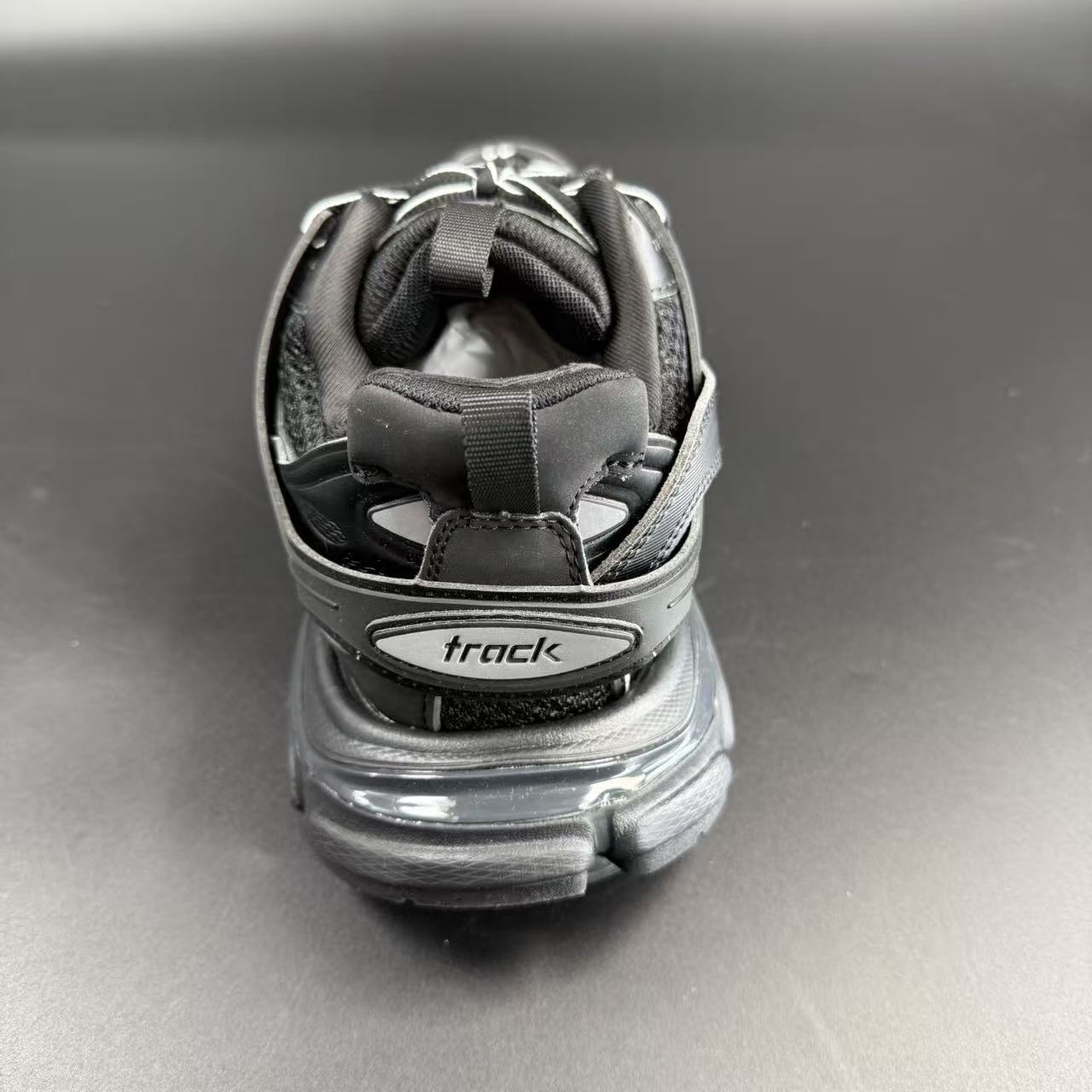 Track Black - Image 8
