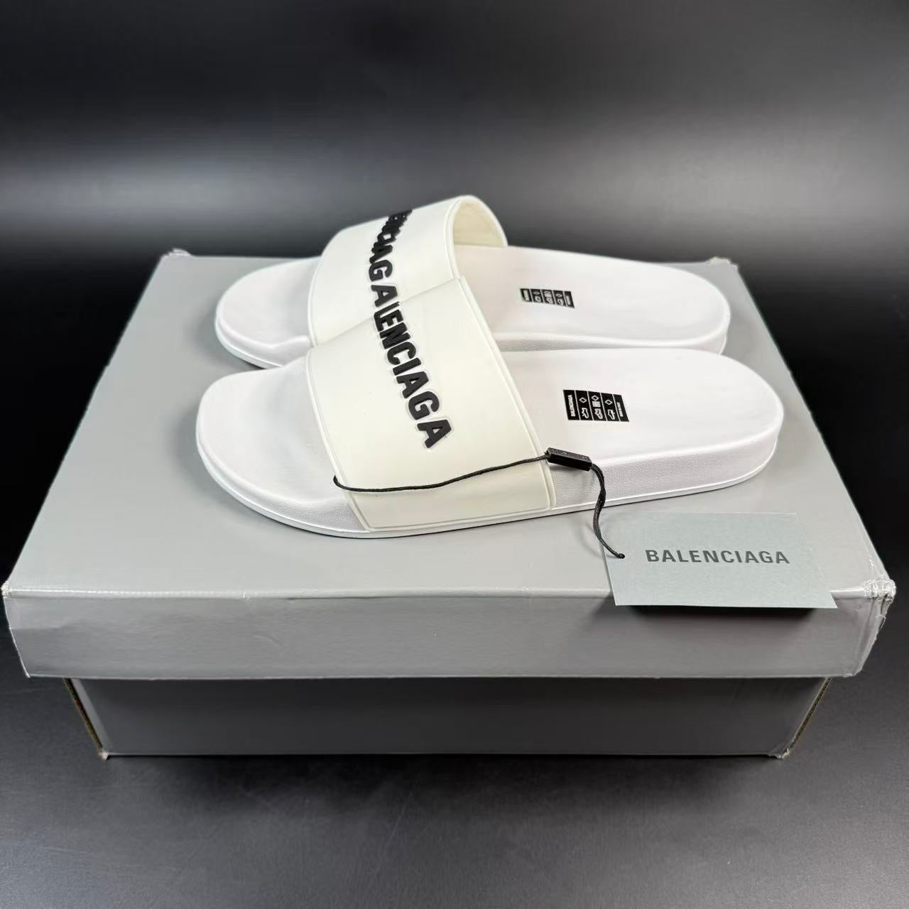 SLIPPERS - Image 4