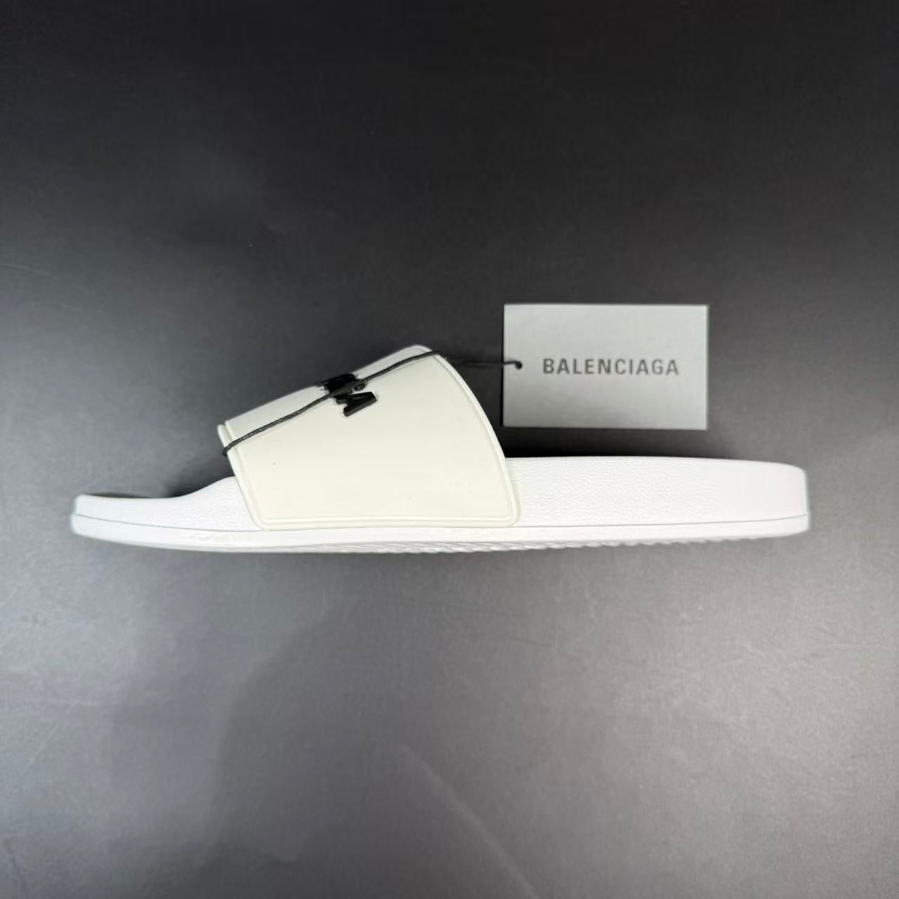 SLIPPERS - Image 5