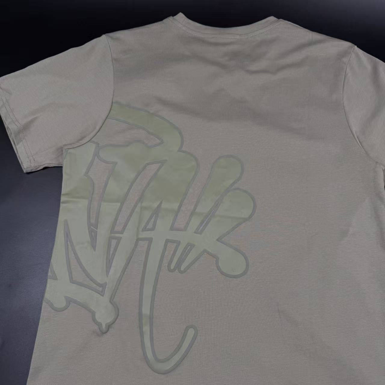 SYNA WORLD LOGO T-SHIRT - SHORT SET - SAGE/KHAKI - Image 8
