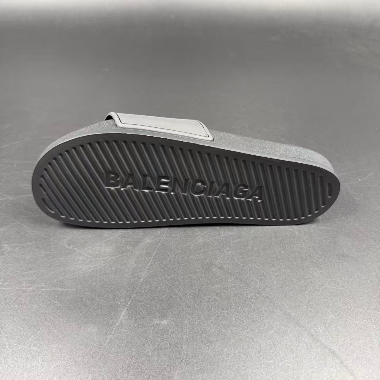 SLIPPERS - Image 7