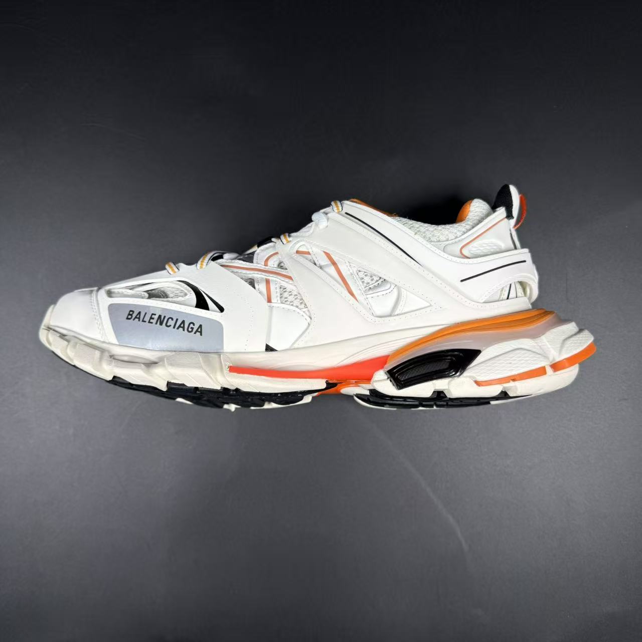 track white orange - Image 5