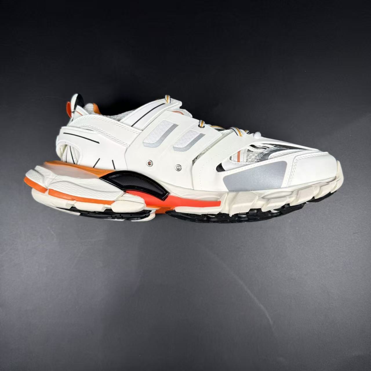 track white orange - Image 10