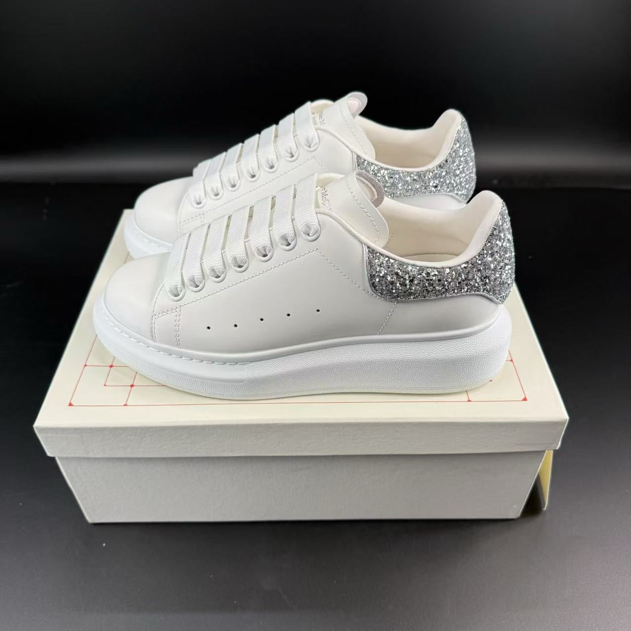 ALEXANDER MQ - Image 4