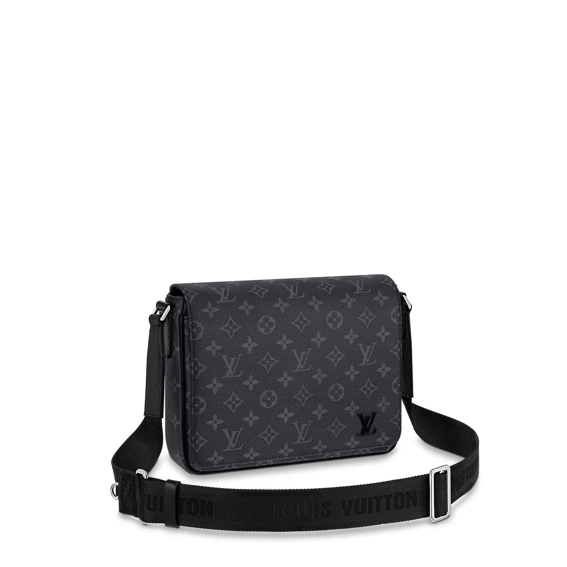 louis-vuitton-district-pm-monogram-eclipse-bags-M46255_PM2_Front-view-1